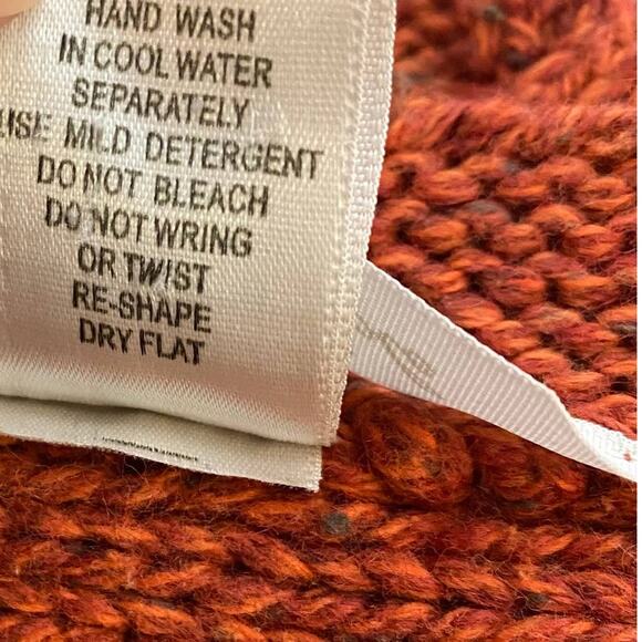 Jillian and Nicole Lambswool Sweater Pumpkin Orange Short Sleeve Petite Medium - Picture 9 of 9